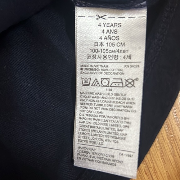 Gap NWT T-shirt lot of 2.  Olive & Navy Short Sleeve Pocket Tees - Picture 9 of 10